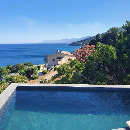 Elba Βίλα *